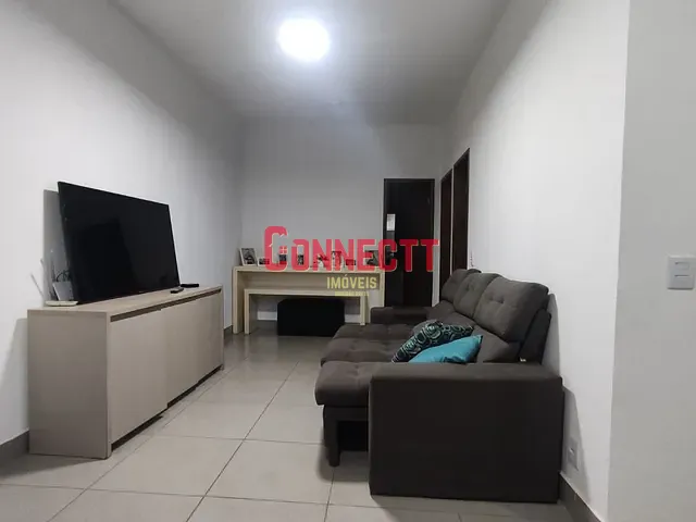 Casa com 200m² 2 quartos e 1 banheiro, à venda ou para alugar, no bairro Parque Residencial Candido Portinari em Ribeirão Preto