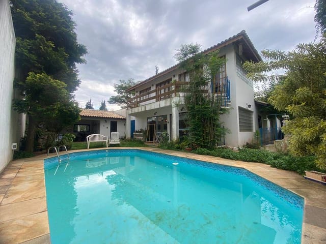 Casa com 497m² 3 quartos e 5 banheiros, à venda, no bairro Parque Santo Afonso em Vargem Grande Paulista