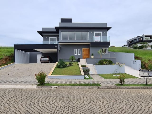 Casa com 900m² 5 quartos e 6 banheiros, à venda ou para alugar, no bairro Condomínio Reserva do Paratehy em São José dos Campos