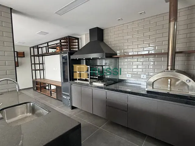 Casa com 306m² 4 quartos e 5 banheiros, à venda, no bairro Urbanova em São José dos Campos