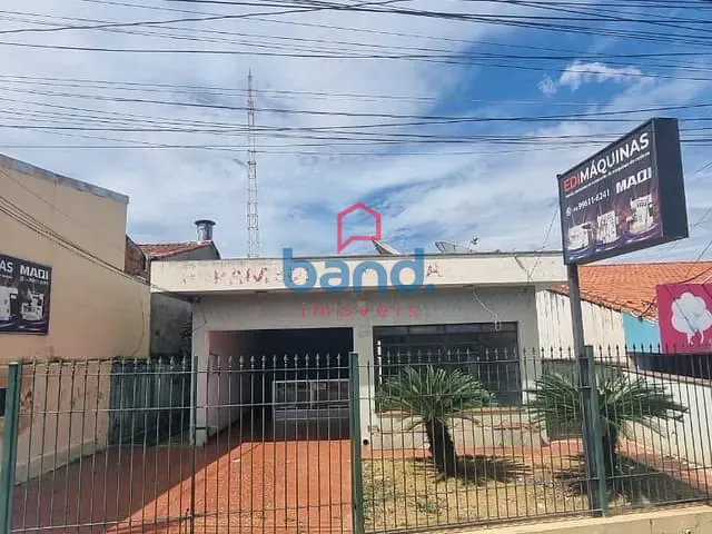 Casa 2 quartos e 1 banheiro, para alugar, no bairro Pinheirinho em Porto Feliz
