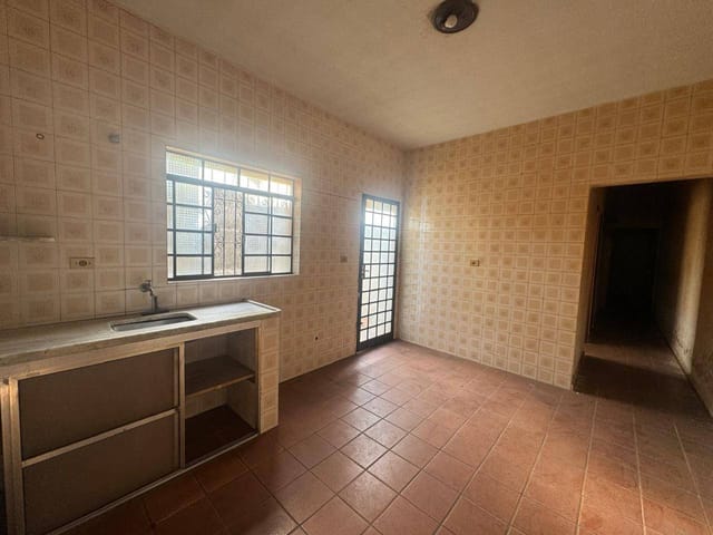 Casa com 160m² 2 quartos e 1 banheiro, à venda, no bairro Jardim do Chafariz em Pindamonhangaba