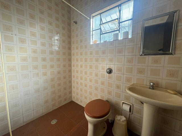 Casa com 160m² 2 quartos e 1 banheiro, à venda, no bairro Jardim do Chafariz em Pindamonhangaba