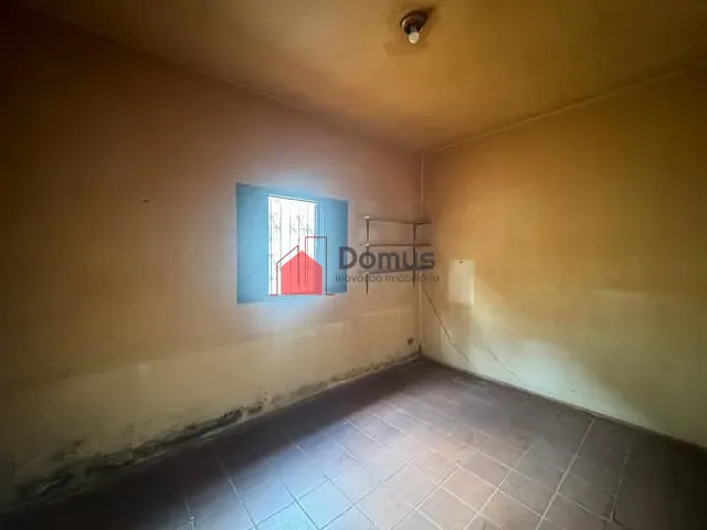 Casa com 160m² 2 quartos e 1 banheiro, à venda, no bairro Jardim do Chafariz em Pindamonhangaba