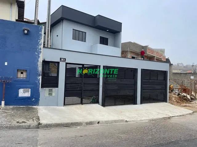 Casa com 188m² 2 quartos e 2 banheiros, à venda, no bairro Jardim dos Bandeirantes em São José dos Campos