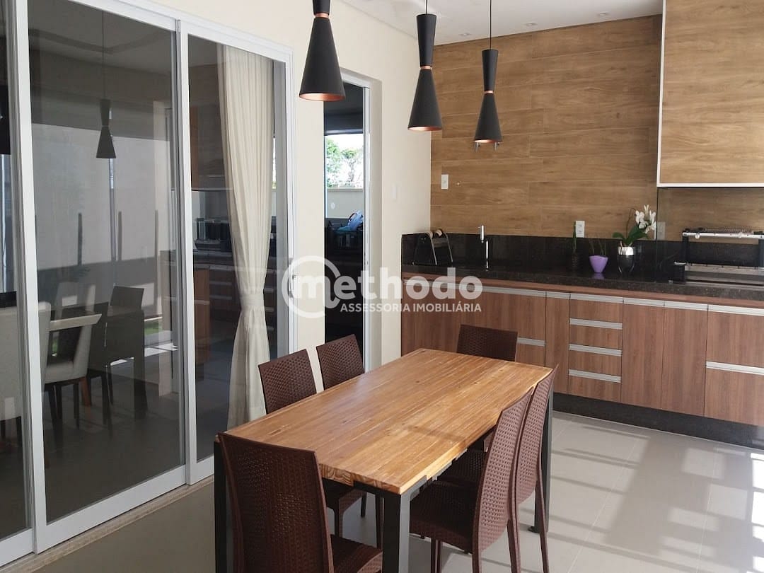 Casa, 3 quartos, 233 m² - Foto 10