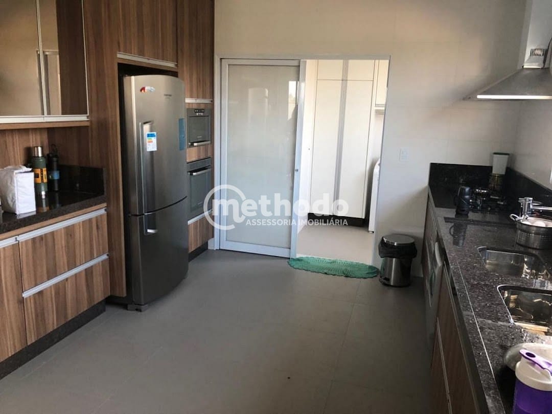 Casa, 3 quartos, 233 m² - Foto 33