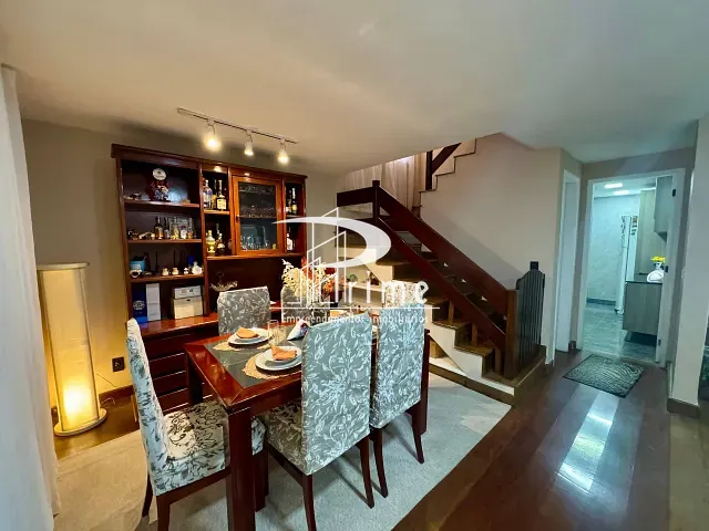 Casa com 200m² 4 quartos e 5 banheiros, à venda, no bairro Ingá em Niterói