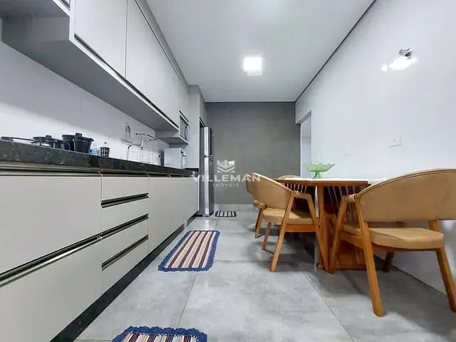 Casa com 150m² 3 quartos e 2 banheiros, à venda, no bairro Loteamento Batel em Maringá