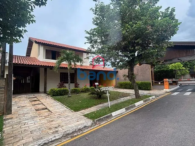 Casa 3 quartos e 4 banheiros, à venda, no bairro Parque Residencial Rafael Alcalá em Porto Feliz