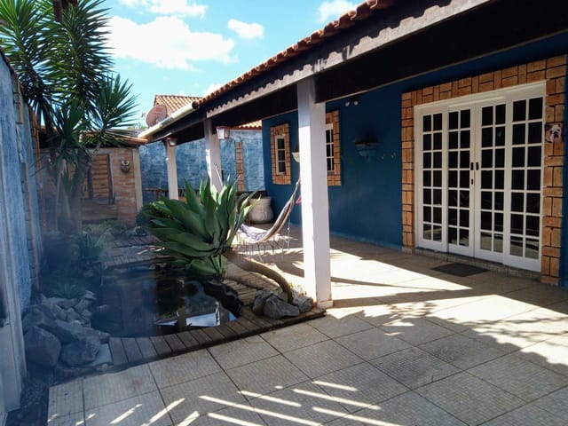 Casa com 500m² 3 quartos e 3 banheiros, à venda, no bairro Chácara Belverde em Vargem Grande Paulista
