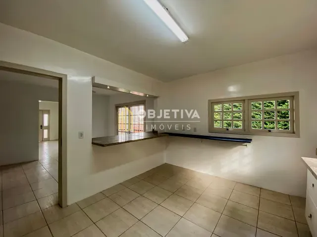 Casa 3 quartos e 3 banheiros, para alugar, no bairro Jardim Mauá em Novo Hamburgo