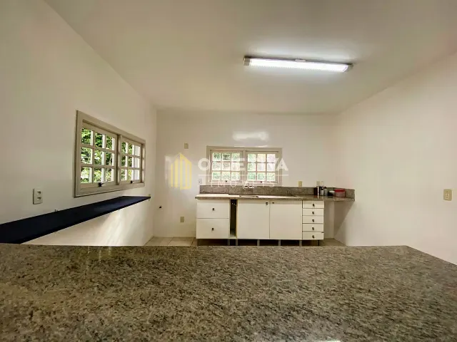 Casa 3 quartos e 3 banheiros, para alugar, no bairro Jardim Mauá em Novo Hamburgo