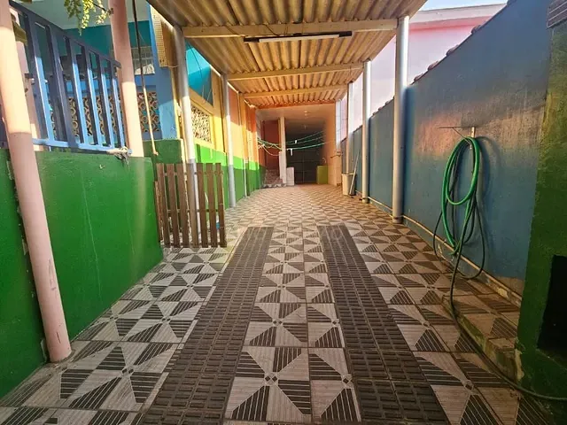 Casa com 245m² 3 quartos e 3 banheiros, à venda, no bairro Jardim Quarto Centenário em Mauá