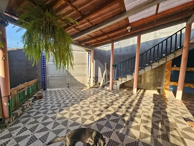 Casa com 245m² 3 quartos e 3 banheiros, à venda, no bairro Jardim Quarto Centenário em Mauá