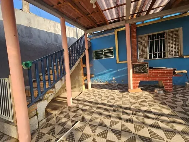 Casa com 245m² 3 quartos e 3 banheiros, à venda, no bairro Jardim Quarto Centenário em Mauá