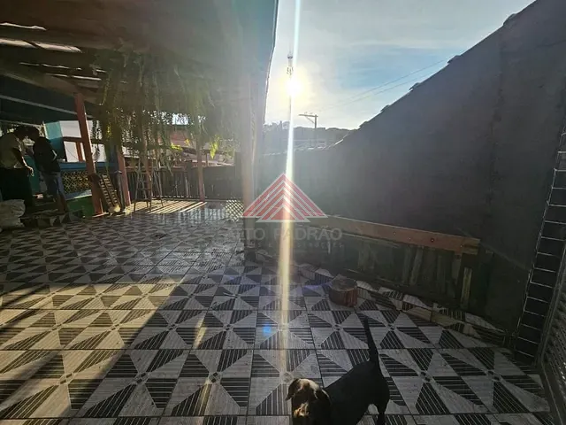 Casa com 245m² 3 quartos e 3 banheiros, à venda, no bairro Jardim Quarto Centenário em Mauá