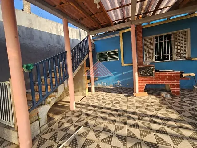 Casa com 245m² 3 quartos e 3 banheiros, à venda, no bairro Jardim Quarto Centenário em Mauá
