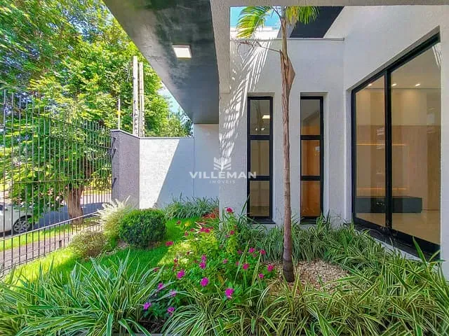 Casa com 333m² 3 quartos e 5 banheiros, à venda, no bairro Jardim Itália em Maringá