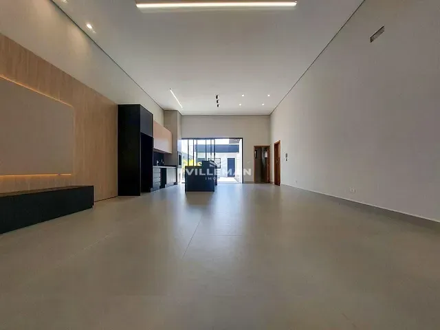 Casa com 333m² 3 quartos e 5 banheiros, à venda, no bairro Jardim Itália em Maringá