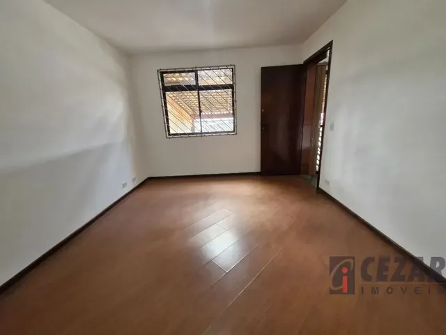 Casa para alugar, no bairro Bairro Alto em Curitiba