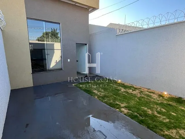 Casa com 150m² 2 quartos e 2 banheiros, à venda, no bairro Residencial Monte Pascoal em Goiânia