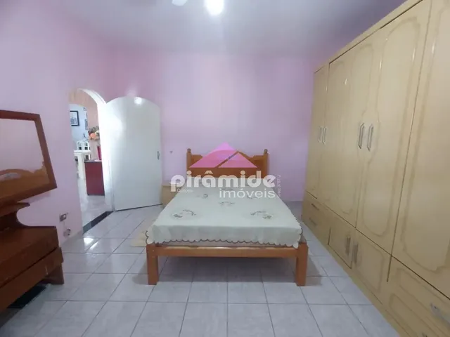 Casa com 300m² 3 quartos e 3 banheiros, à venda, no bairro Morro do Algodão em Caraguatatuba