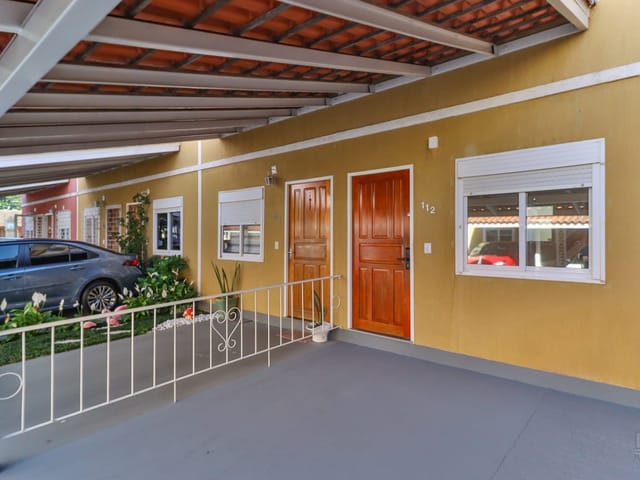 Casa com 103m² 3 quartos e 2 banheiros, à venda, no bairro Camaquã em Porto Alegre