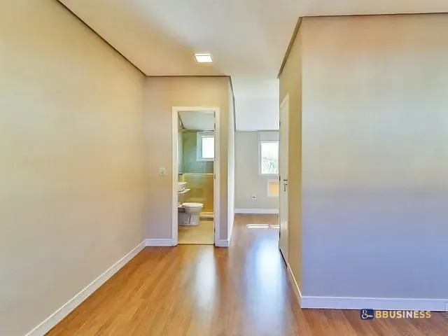 Casa com 103m² 3 quartos e 2 banheiros, à venda, no bairro Camaquã em Porto Alegre