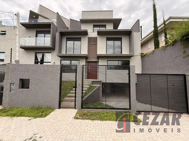 Sobrado com 126m², à venda, no bairro Mossunguê em Curitiba