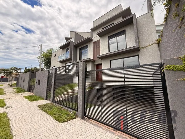 Sobrado com 126m², à venda, no bairro Mossunguê em Curitiba