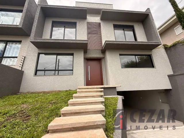 Sobrado com 126m², à venda, no bairro Mossunguê em Curitiba