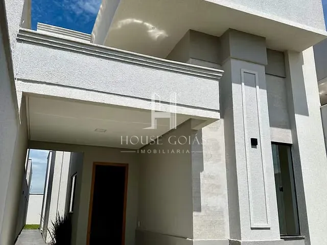 Casa com 180m² 3 quartos e 2 banheiros, à venda, no bairro Jardim das Hortências em Aparecida de Goiânia