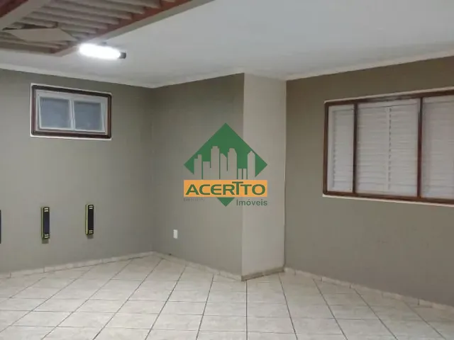Casa com 250m² 3 quartos e 3 banheiros, à venda, no bairro Casa Nova em Araçatuba