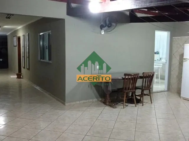Casa com 250m² 3 quartos e 3 banheiros, à venda, no bairro Casa Nova em Araçatuba