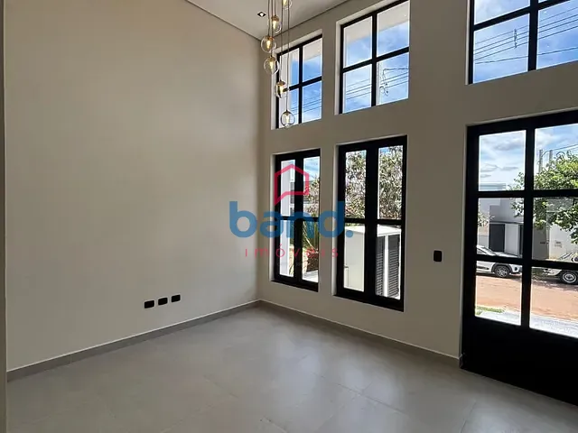 Casa 3 quartos e 2 banheiros, à venda, no bairro Portal Ville Flamboyant em Porto Feliz