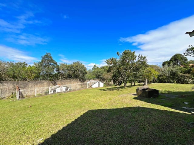 Casa com 370m² 5 quartos e 7 banheiros, à venda, no bairro Cascata em Porto Alegre