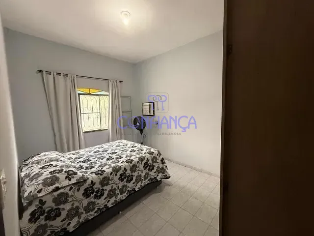 Casa 4 quartos e 2 banheiros, à venda, no bairro Guaratiba em Rio de Janeiro