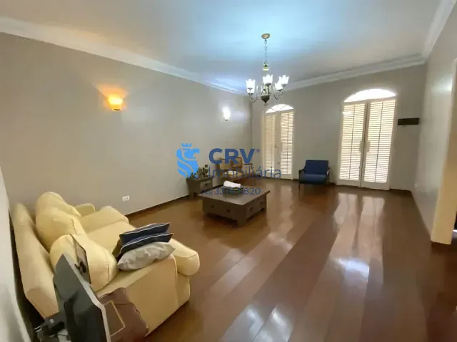 Casa com 435m² 3 quartos e 4 banheiros, à venda, no bairro Bela Vista em Londrina