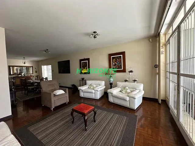 Casa com 708m² 4 quartos e 4 banheiros, à venda ou para alugar, no bairro Jardim Esplanada II em São José dos Campos