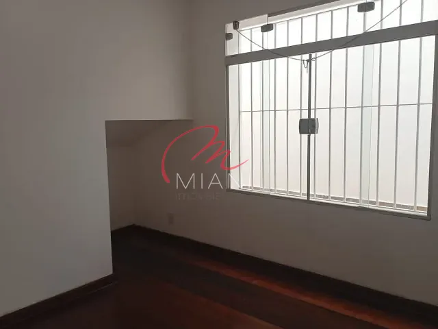 Casa 4 quartos e 3 banheiros, à venda, no bairro Rio Pequeno em São Paulo