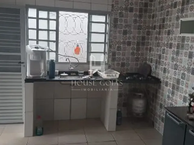 Casa com 369m² 3 quartos e 2 banheiros, à venda, no bairro Parque Ibirapuera em Aparecida de Goiânia