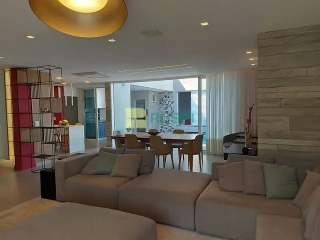 Casa com 511m² 4 quartos e 6 banheiros, à venda, no bairro Condomínio Residencial Alphaville II em São José dos Campos
