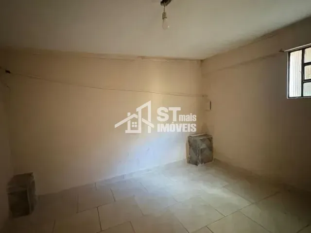 Casa 2 quartos e 1 banheiro, para alugar, no bairro Jardim Nova Andradas em Andradas