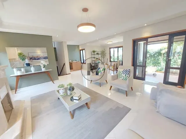 Casa com 900m² 4 quartos e 6 banheiros, à venda, no bairro Jardim Panorama II em Guaratinguetá