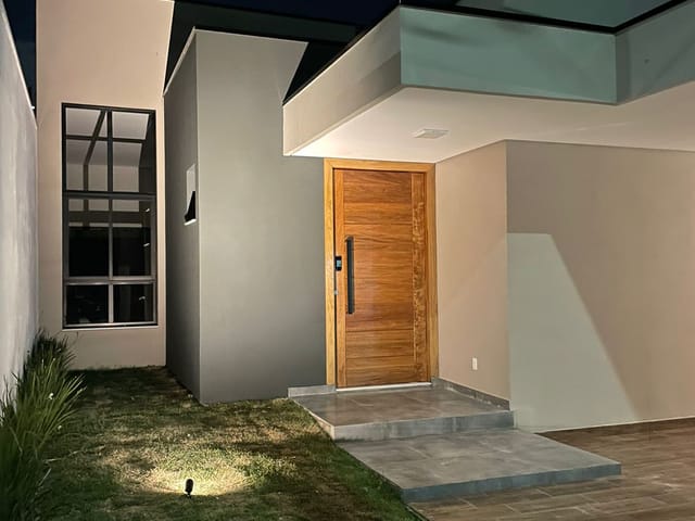 Casa com 250m² 3 quartos e 3 banheiros, à venda, no bairro Jardim Independência em Taubaté
