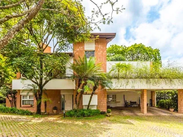 Casa com 1100m², à venda, no bairro Jardim Cordeiro em São Paulo