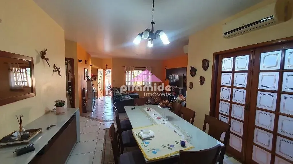 Casa, 3 quartos, 193 m² - Foto 5