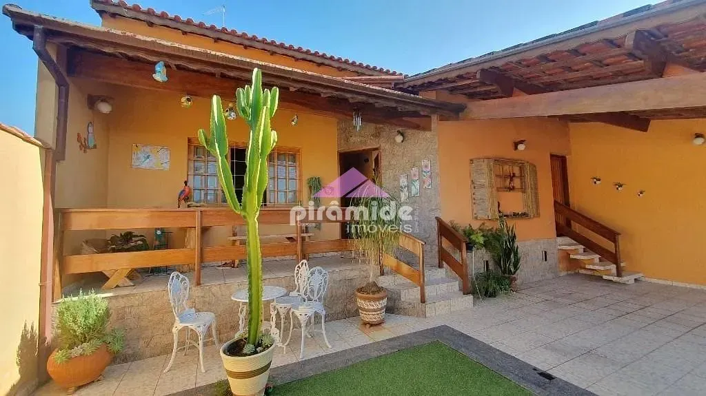 Casa, 3 quartos, 193 m² - Foto 2