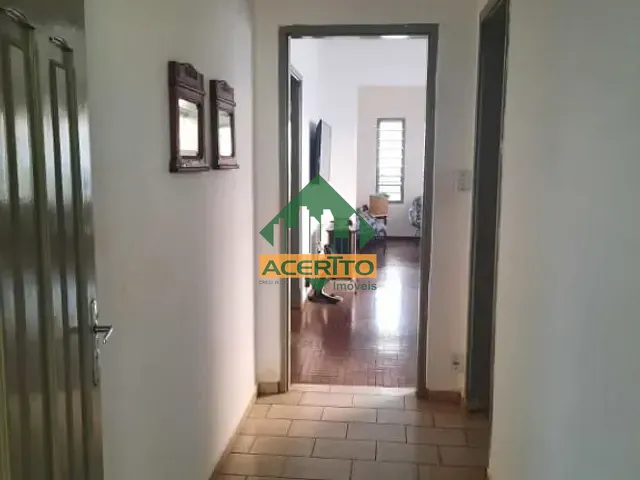 Casa com 300m² 2 quartos e 1 banheiro, à venda, no bairro Jardim do Prado em Araçatuba